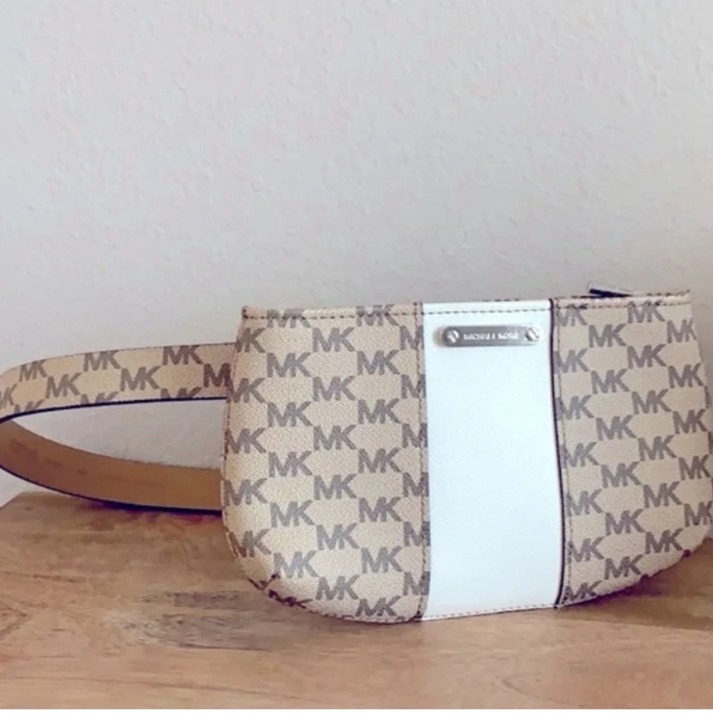 Michael Kors - Picture 15 of 17